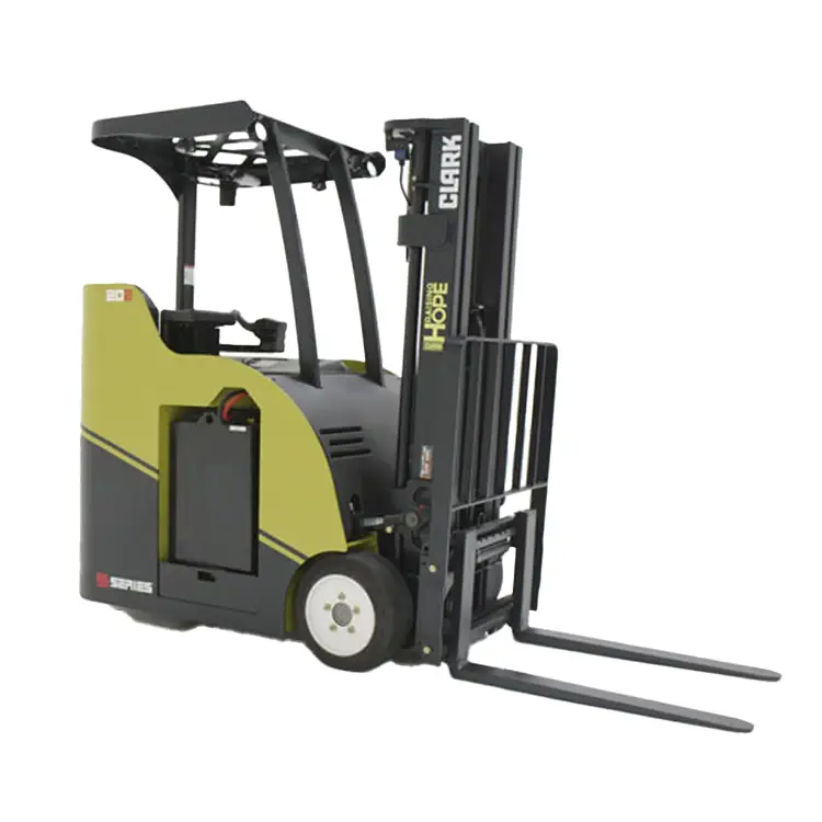 New Clark SES15 narrow aisle forklift side profile